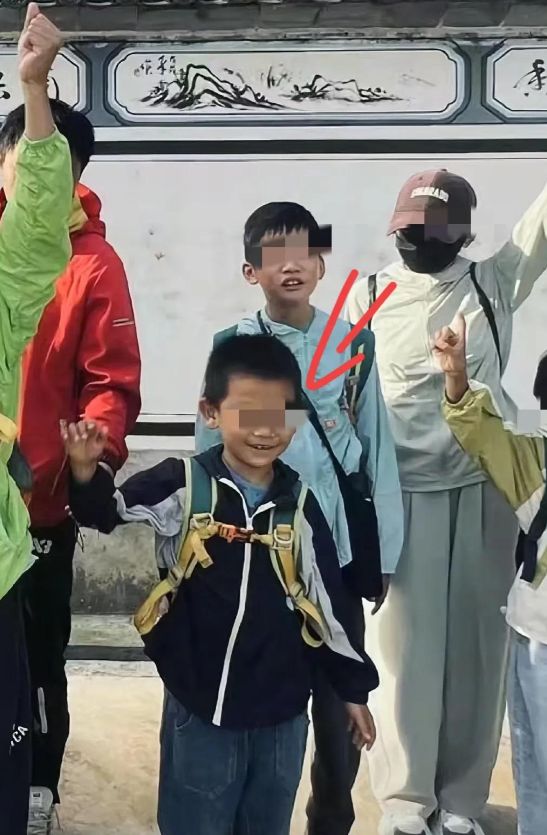 失联志愿者发声：有逃跑记录求寻找建议！新葡京娱乐场app7岁自闭症男童苍山(图5)